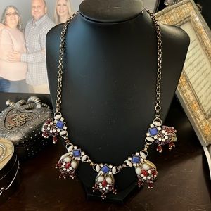Statement necklace